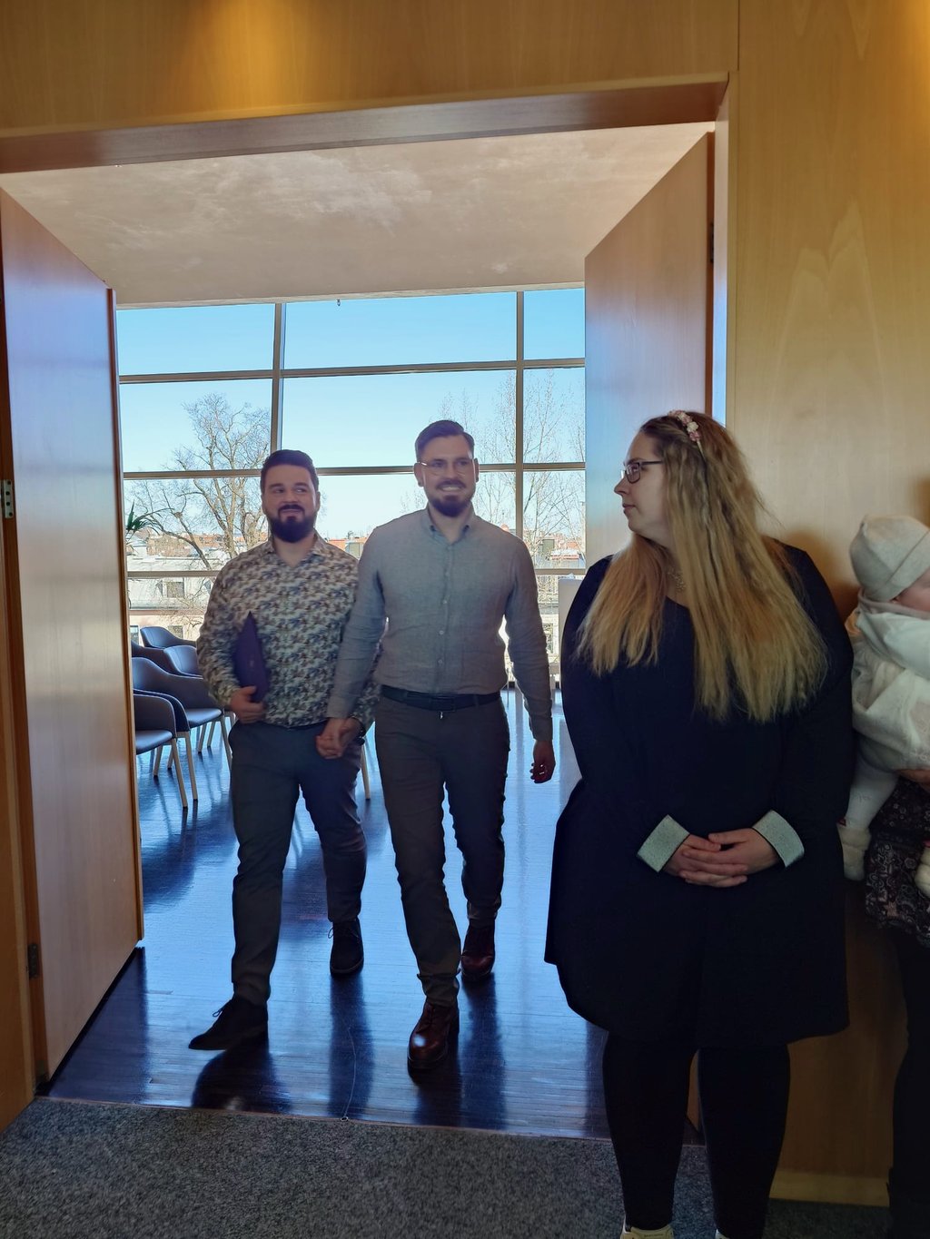 8e7129db-eb31-4c77-aa3e-d546f4bf271d