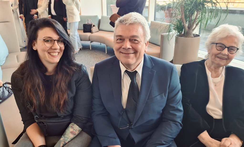 AA289605-27FB-4267-B678-B93C65856CEB